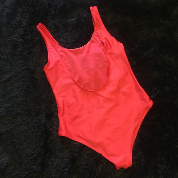 🌹“Bae Watch” One Piece Swimsuit/Bodysuit NWOT🌹 - Picture 2 of 6